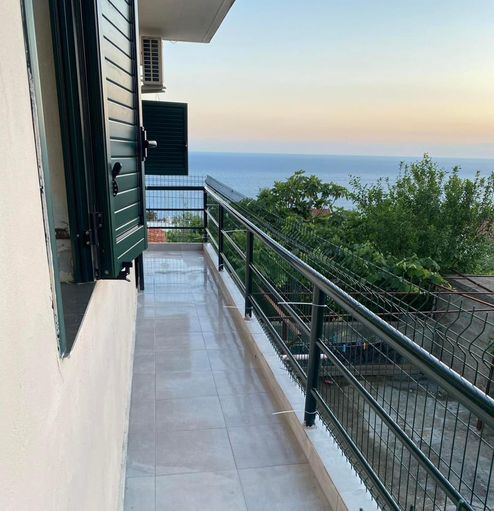 Day, Natural landscape, View (from property/room), Balcony/Terrace, Sea view