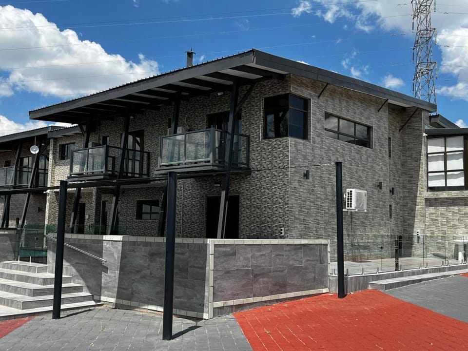 Property building, Day