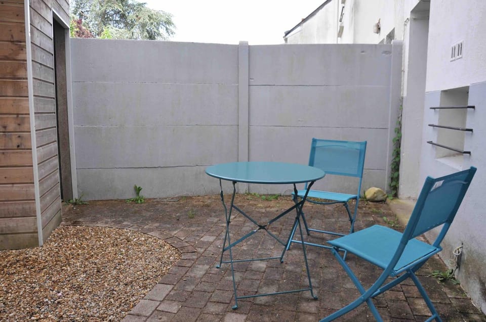 Balcony/Terrace, Inner courtyard view