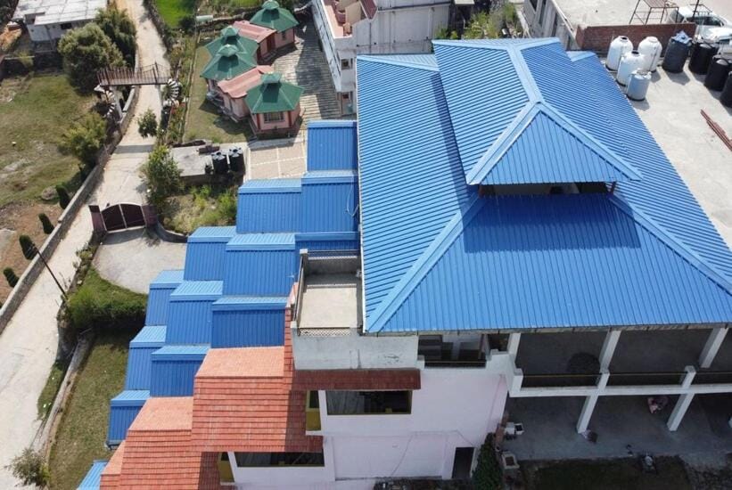 Property building, Day