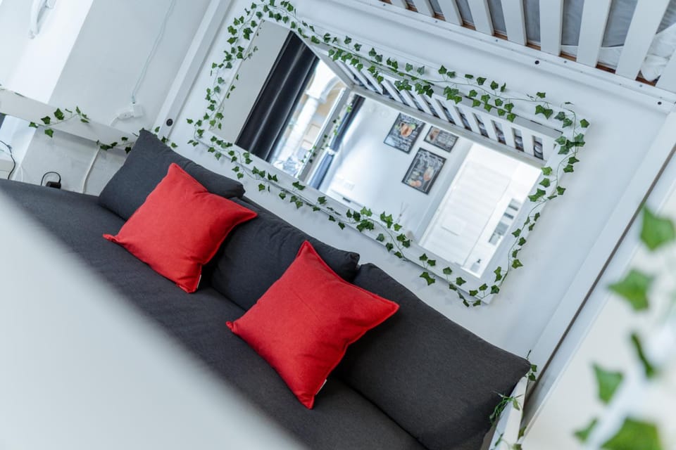 Living room, Bedroom