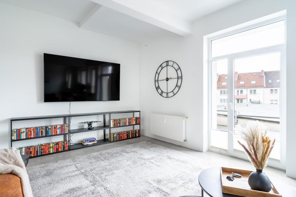 TV and multimedia, Living room, Seating area