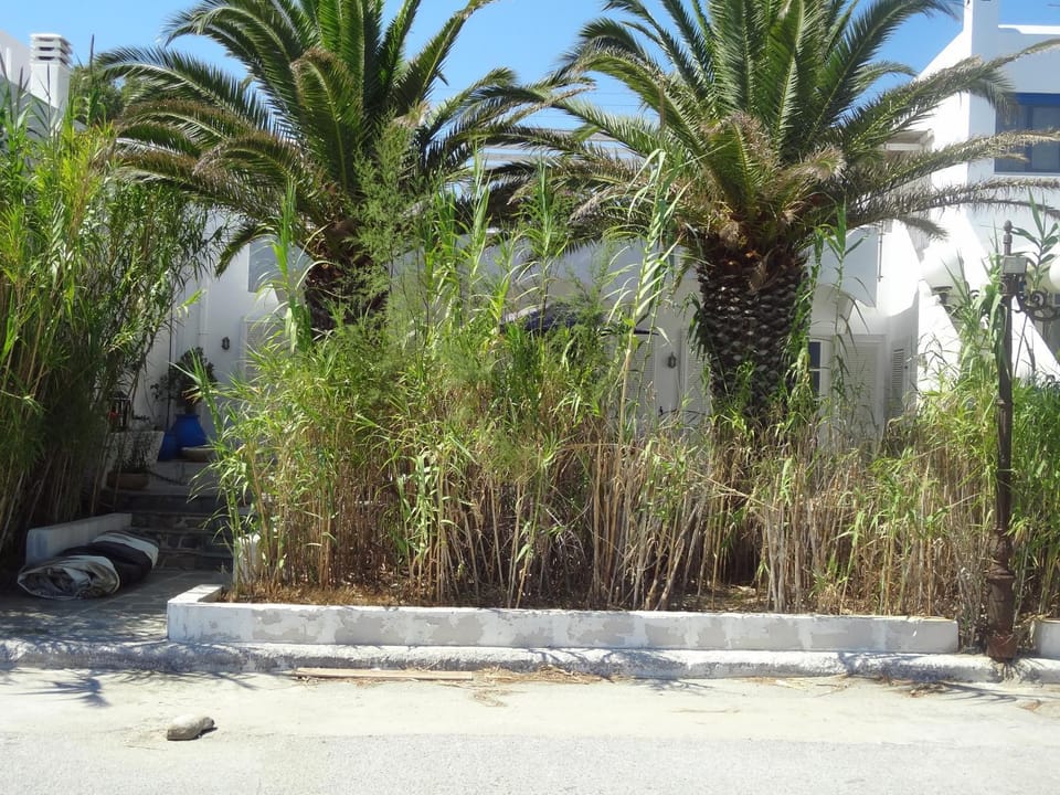 In front of the Beach. Villa in Decentralized Administration of the Aegean