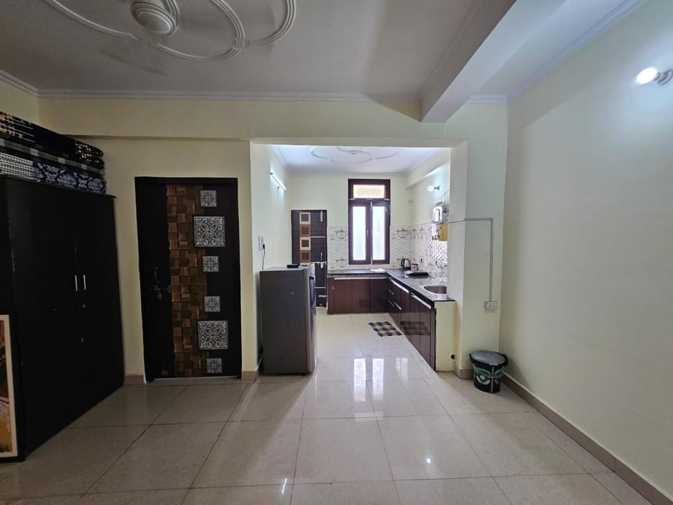 9 BHK in Krishna Nagar Lucknow LKO 9BHK 201L,202R&302R Apartment in Lucknow