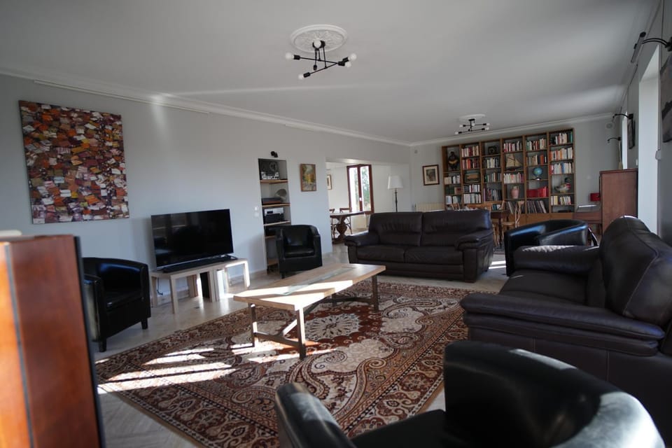 TV and multimedia, Living room