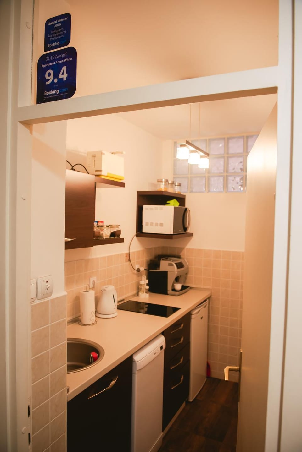 Kitchen or kitchenette