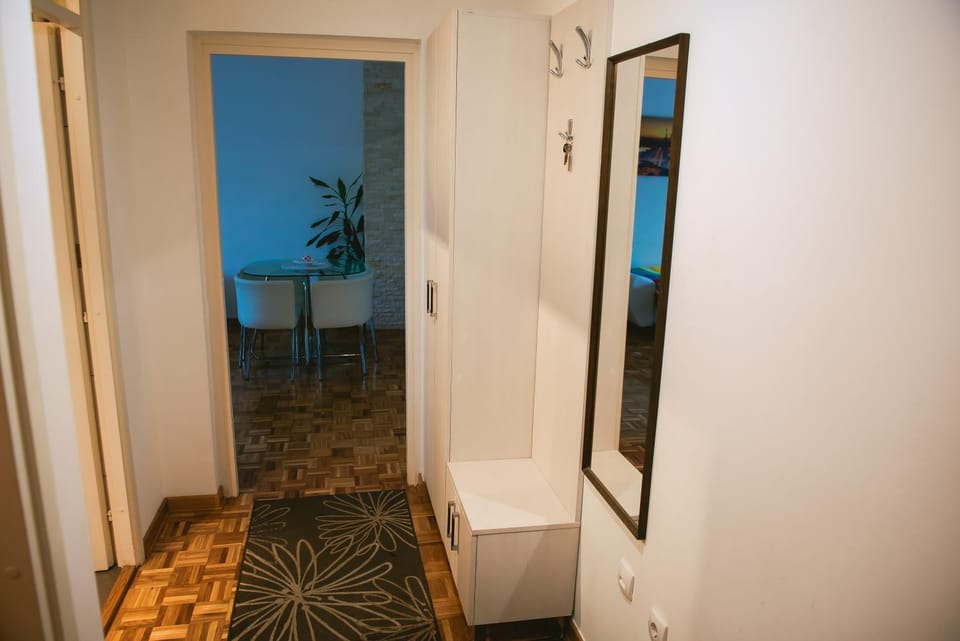 Apartment Arena White Apartment in Belgrade