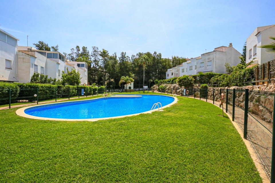 LITORAL COSTA DORADA - LAS CUMBRES Only families House in Salou