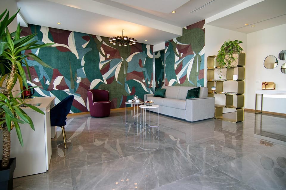 Balcony/Terrace, Seating area, air conditioner