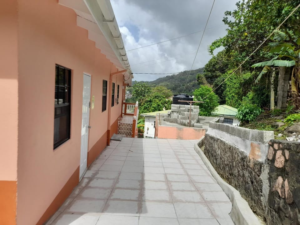 Neighbourhood, Natural landscape