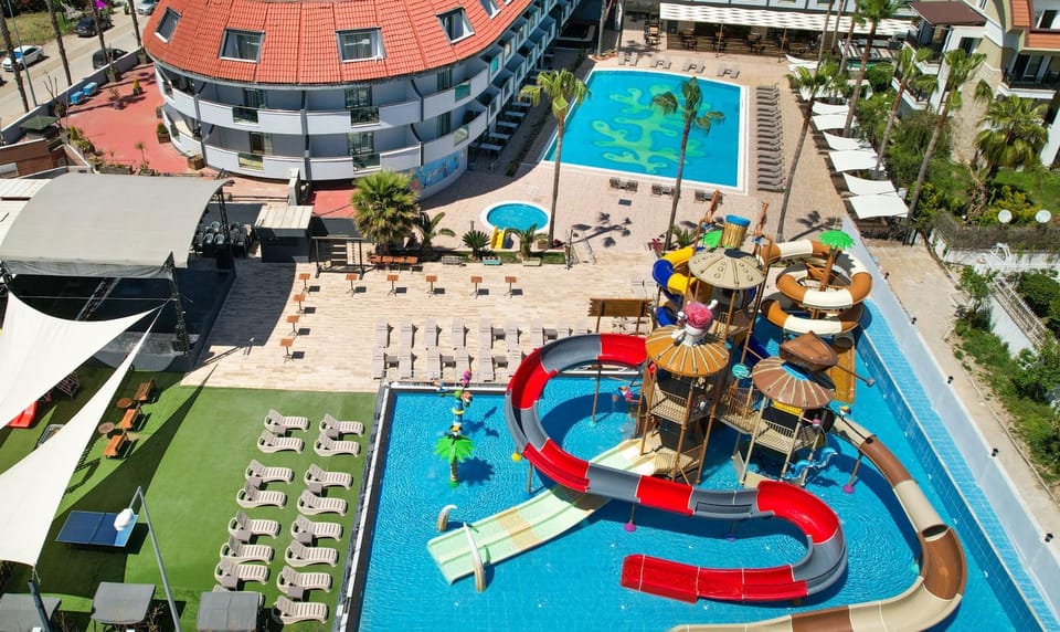 Day, Bird's eye view, Pool view, Swimming pool