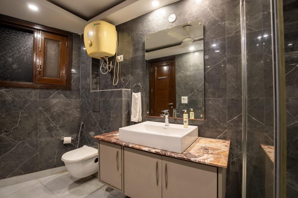 Shower, Toilet, Bathroom