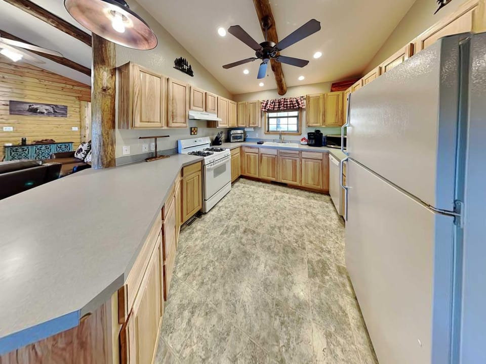 Kitchen or kitchenette, dishwasher, microwave, oven, stove, kitchen