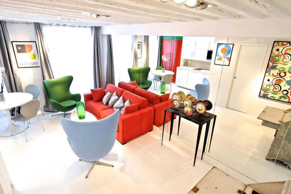Living room, Decorative detail, Seating area
