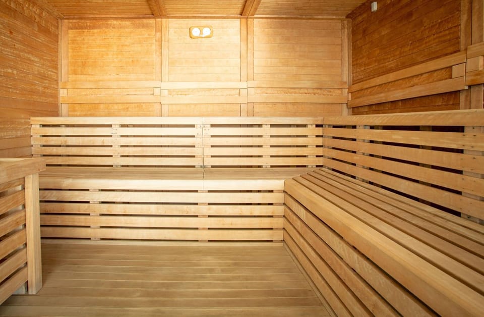 Spa and wellness centre/facilities, Swimming pool