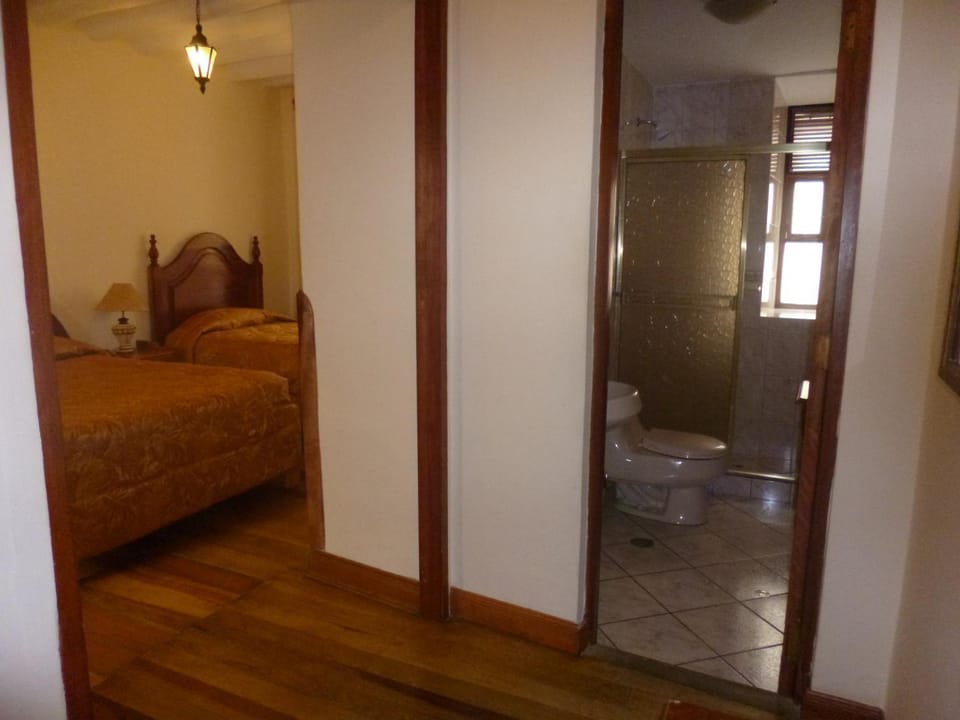 Bathroom, Photo of the whole room, Bedroom