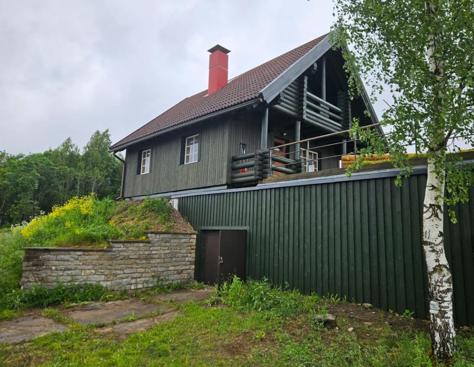 Tapa Cottage next to disc golf. House in Harju County, Estonia