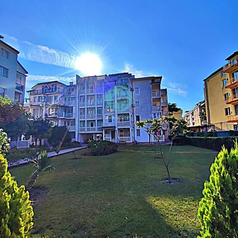 BRAVO 5 - Sunny Beach Center Apartment in Sunny Beach
