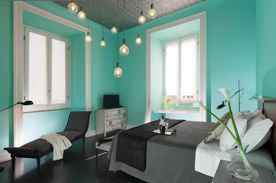 Bed, Photo of the whole room, Decorative detail, Bedroom