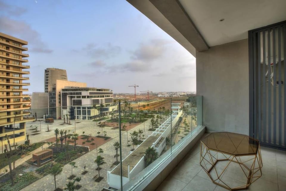 Appart en face de la tour CFC Apartment in Casablanca