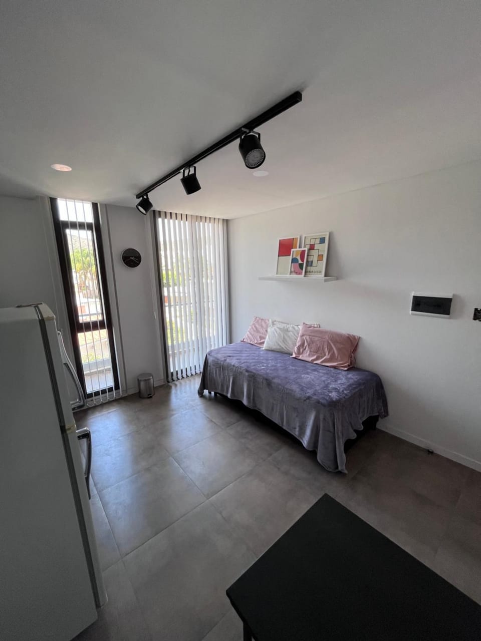 Kitchen or kitchenette, Living room, Mountain view