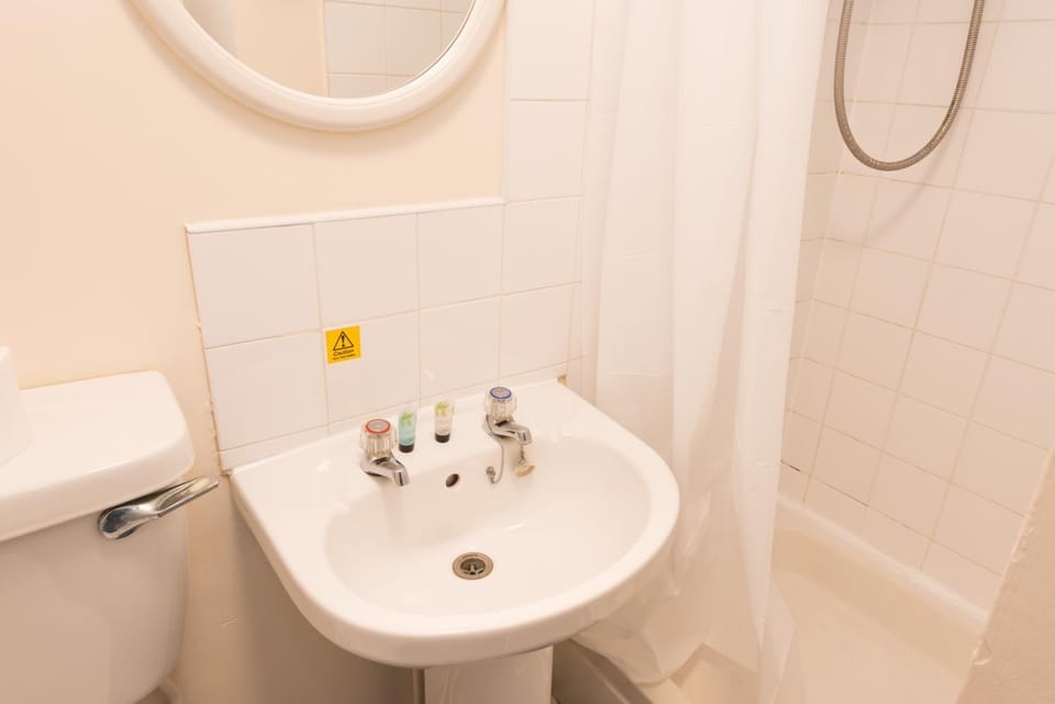 Opal Villas large apartment 1 Apartment in Plymouth