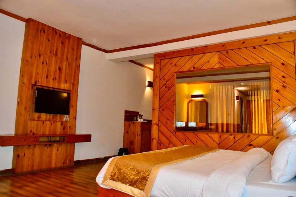 The Whispering Inn Resort and Bar (An Exotic Vintage Beauty ) Hotel in Manali