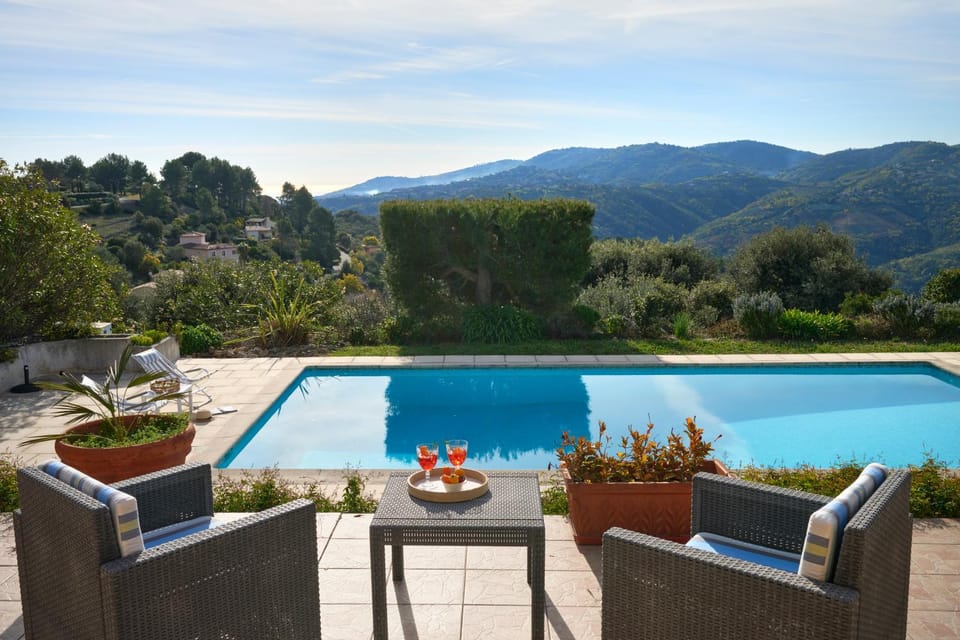 Spring, Natural landscape, Pool view, Swimming pool