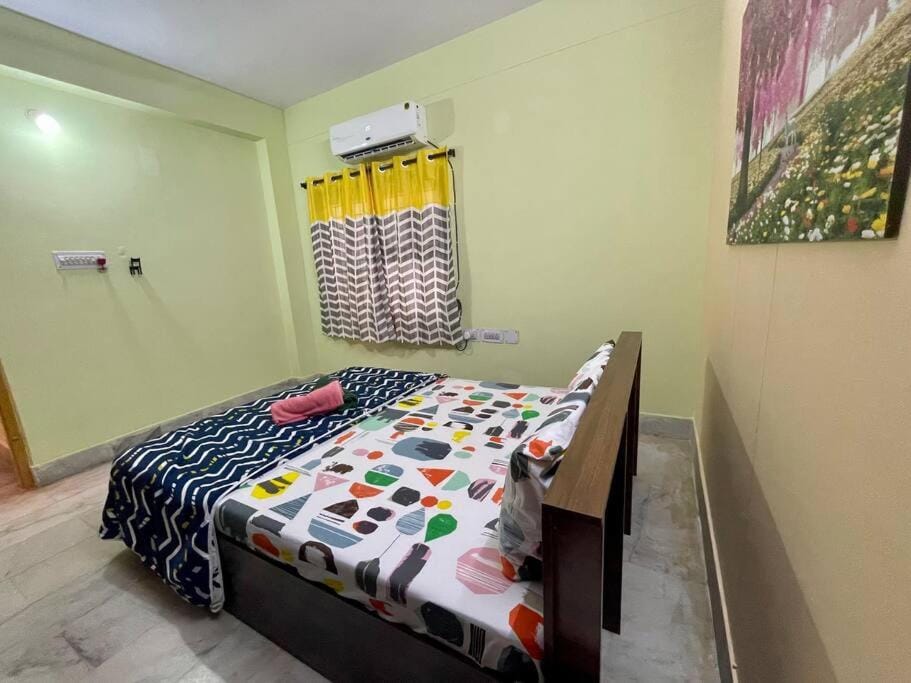 Beautiful 2bhk centrally located with free parking Apartment in Hyderabad