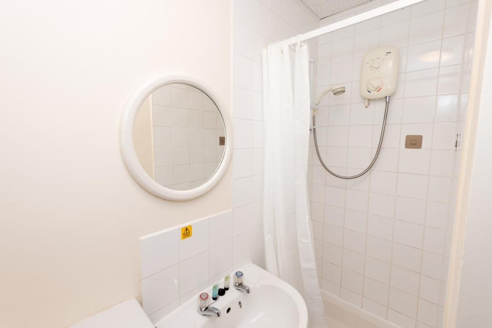 Opal Villas standard apartment 4 Apartment in Plymouth