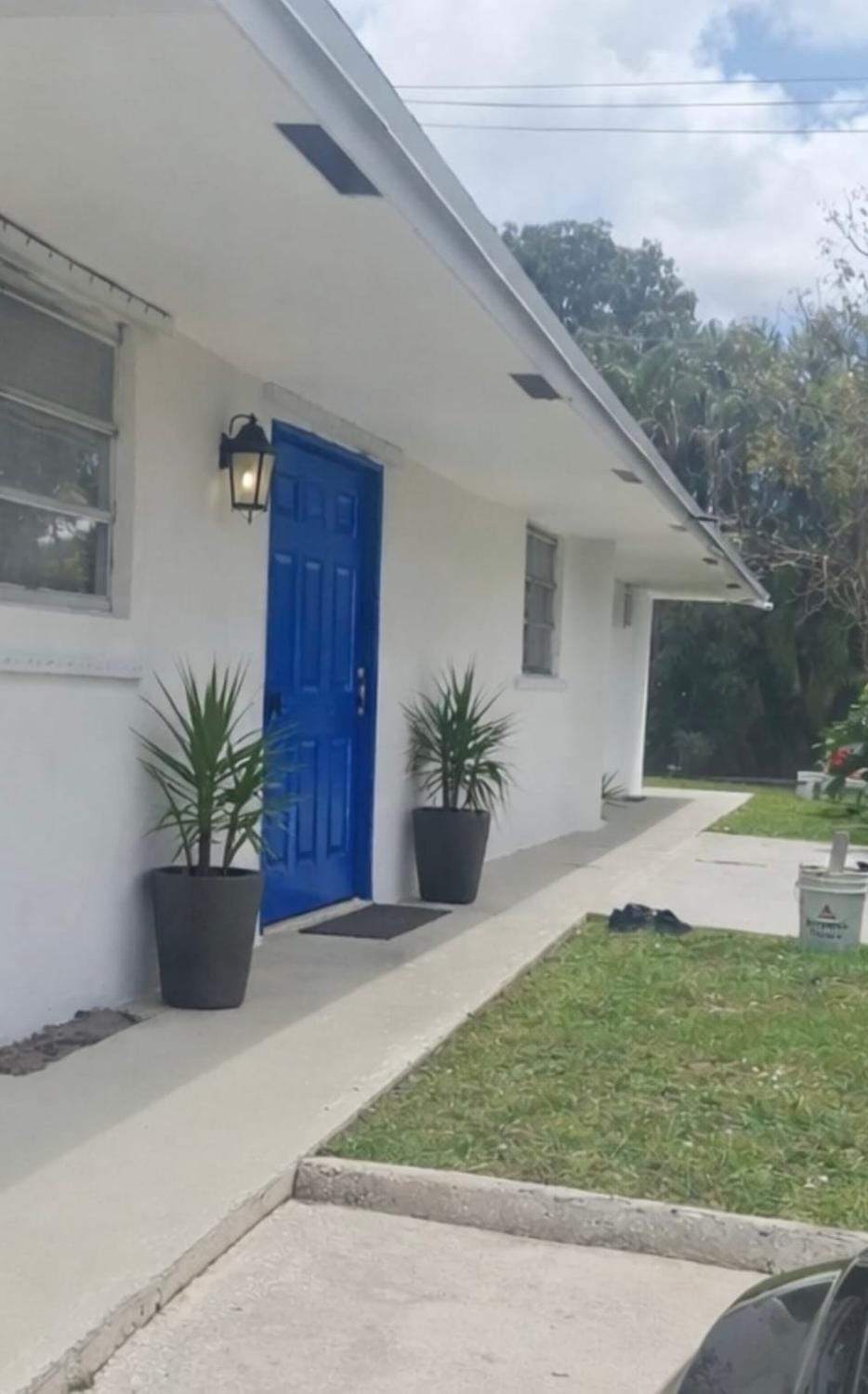 N61 Apartment in Hollywood