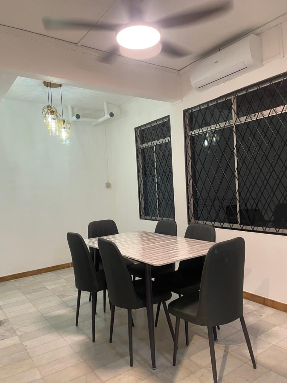 Dining area, fireplace, air conditioner