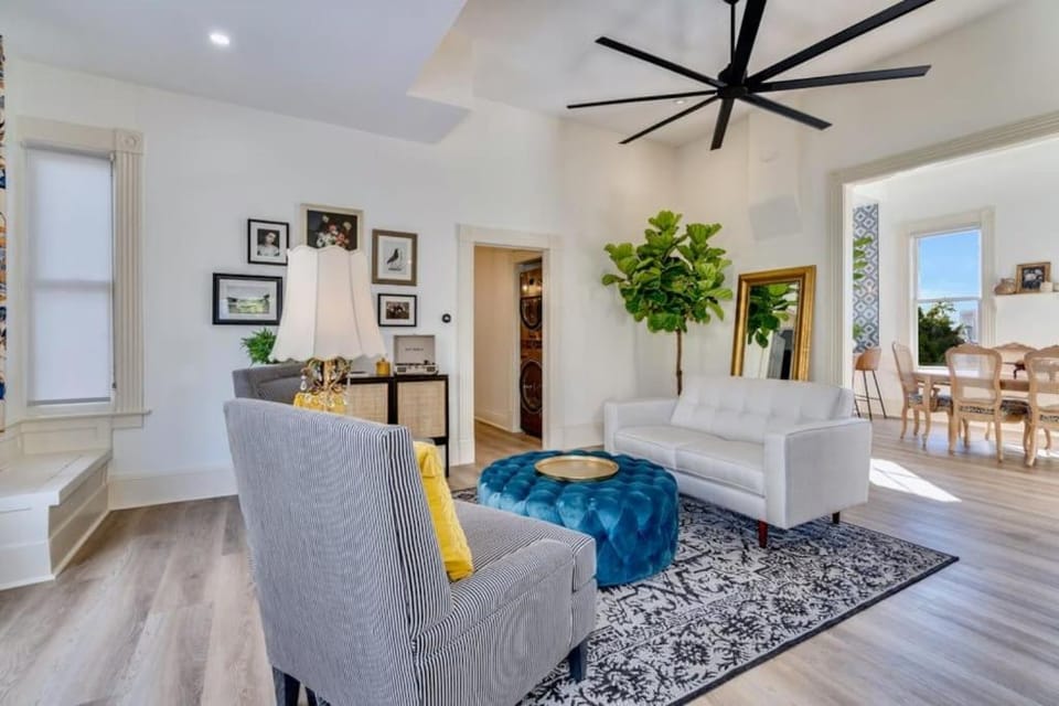The Stanton Residence - Chic and Cozy Classic near Downtown House in San Diego