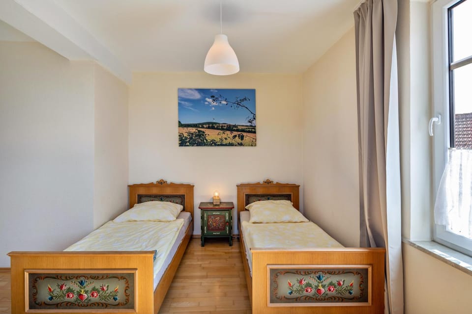 Property building, Living room, Bedroom