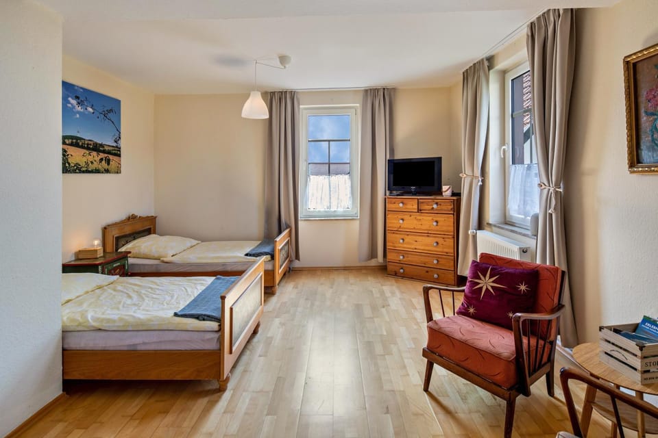 Property building, Living room, Bedroom