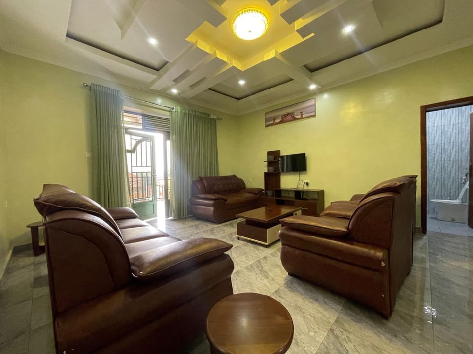 Communal lounge/ TV room, TV and multimedia, Living room, hair dresser