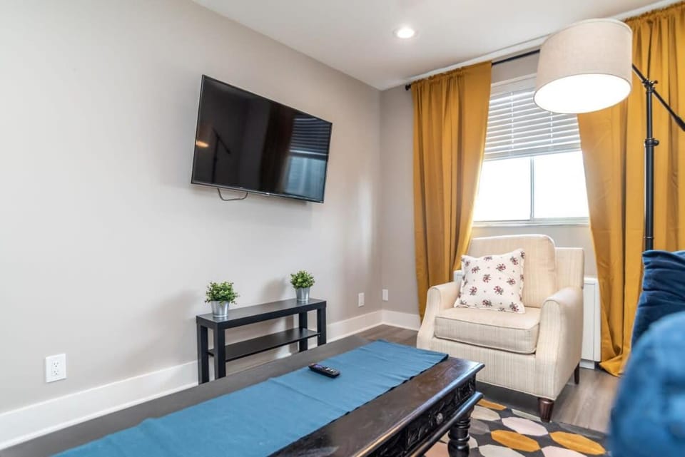 Close to everything fun Free Parking LM1704 House in Atlanta