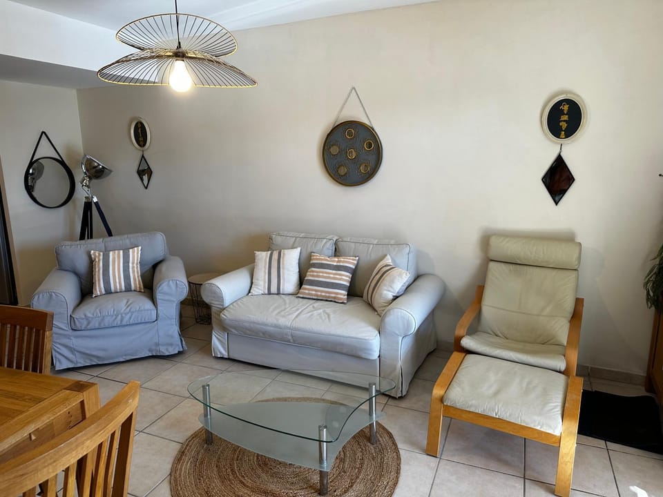 Marina Ivoire House in Aigues-Mortes