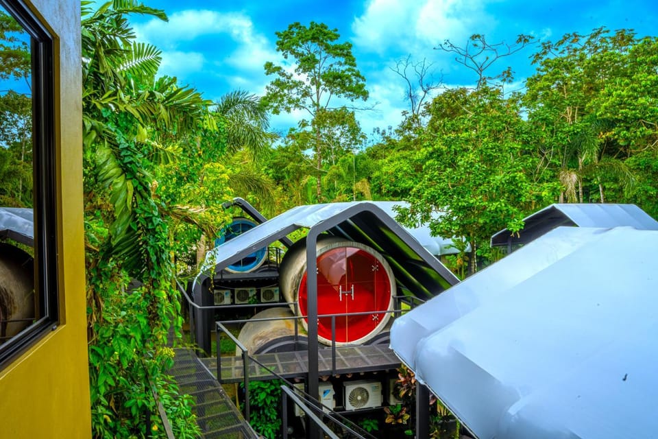 Arenal Secret Gardens Capsule hotel in La Fortuna