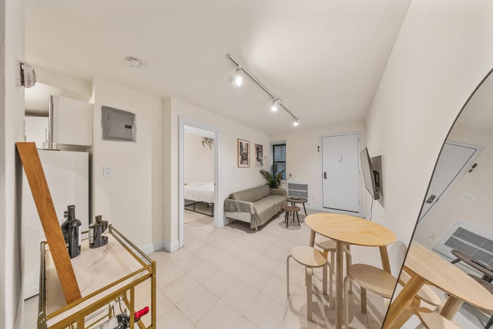 Oasis Apartment in the Heart of Union Square Downtown Manhattan Apartment in East Village