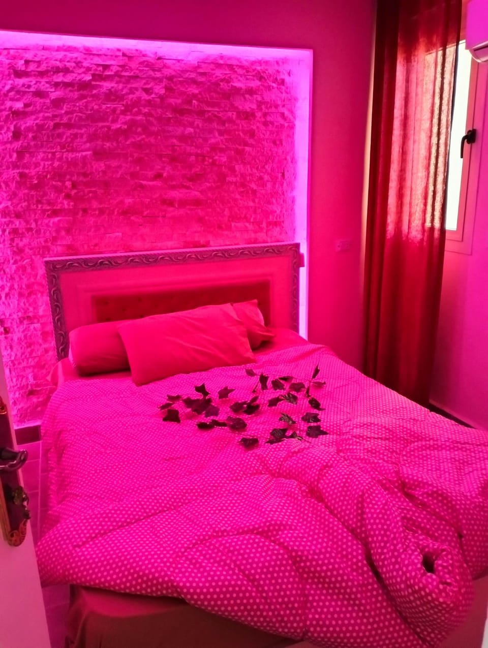 قرية بيلاجيو العين السخنه للعائلات فقط اسرة Chalet in South Sinai Governorate