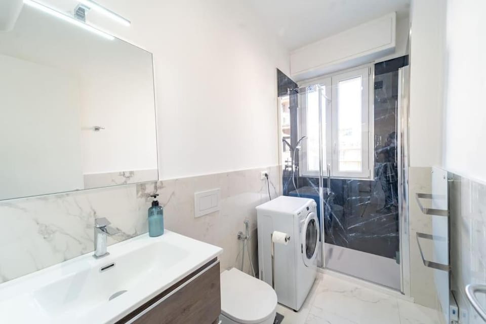 [Elegante e Moderno Appartamento]-Colin Home Apartment in Sanremo