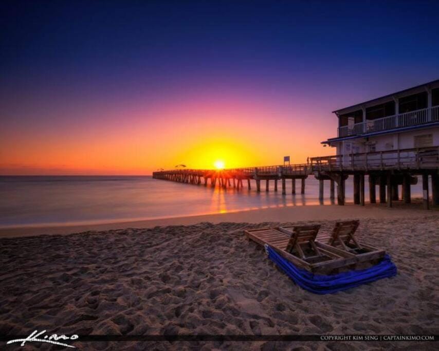 Life's a Beach Vacation rental in Lake Worth