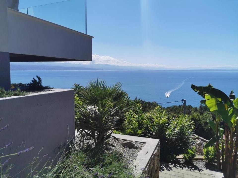 Day, Sea view