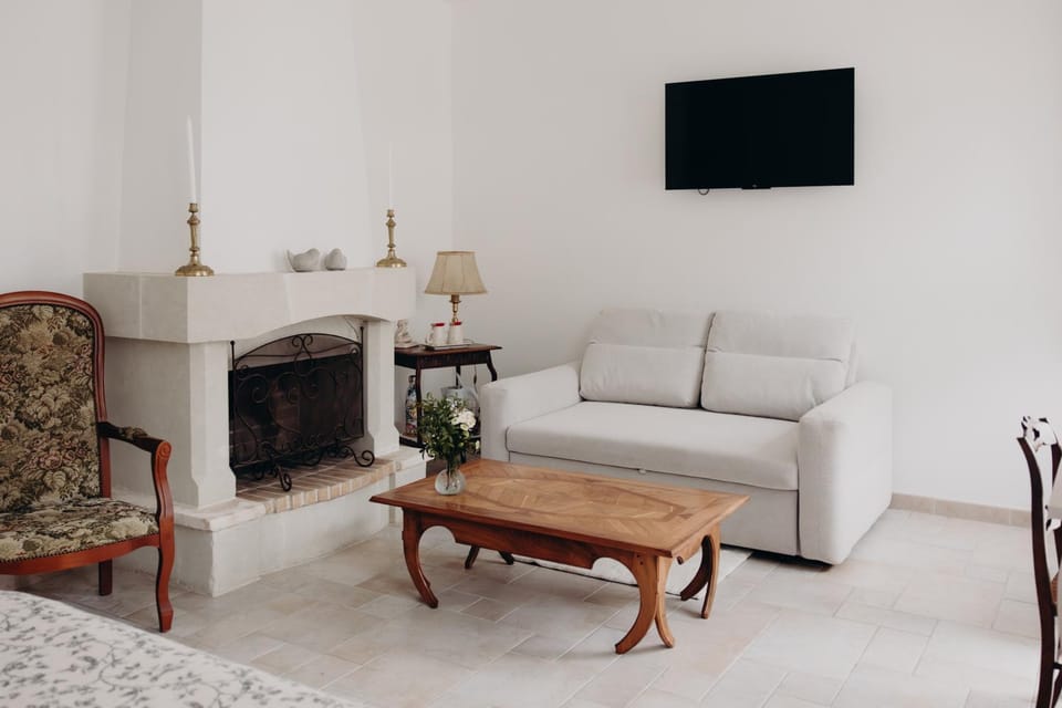 TV and multimedia, Coffee/tea facilities, Seating area
