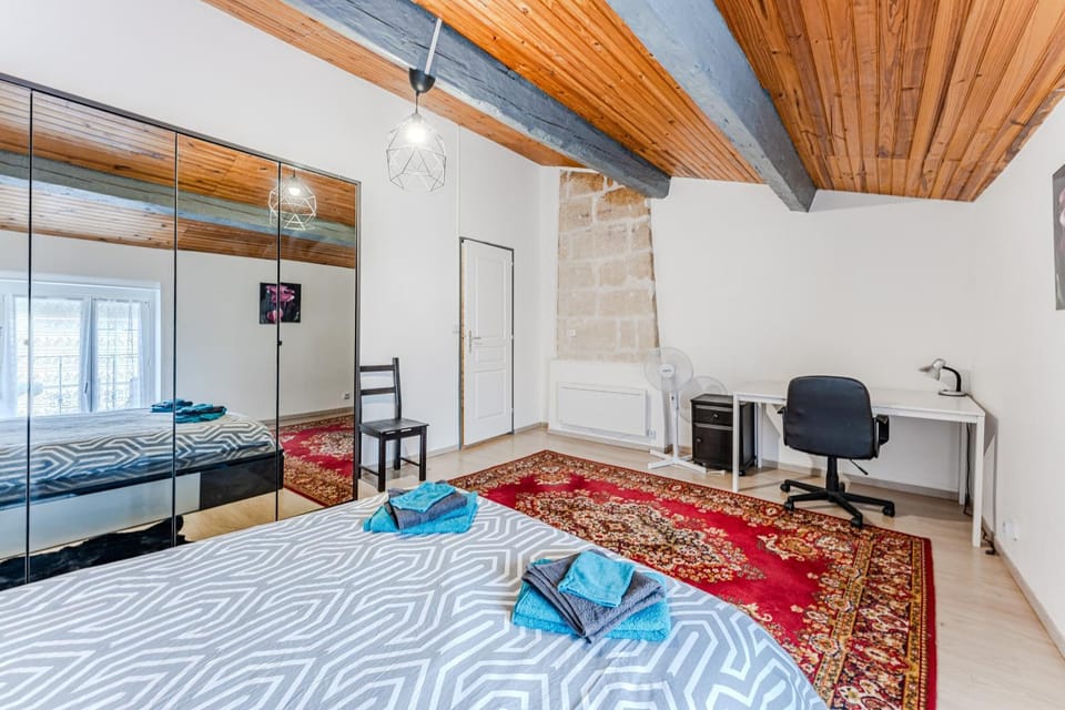 Property building, Living room, Bedroom