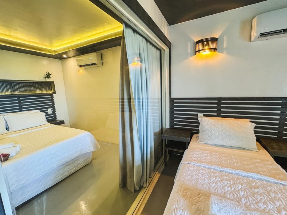 Bed, Photo of the whole room, Bedroom, towels, wardrobe, air conditioner