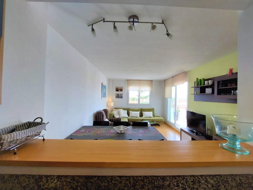 TV and multimedia, Seating area
