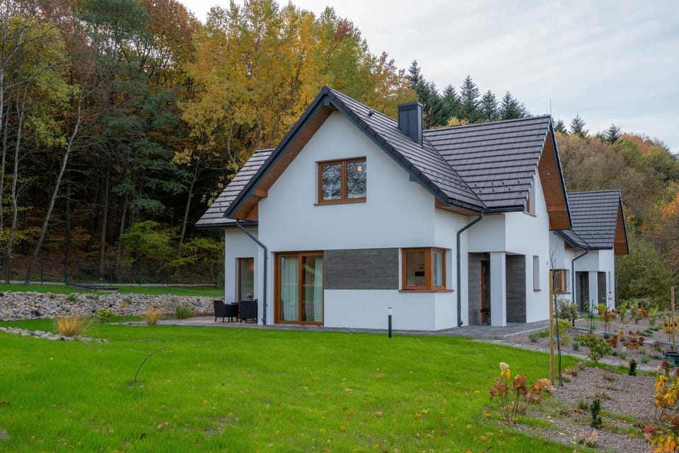 Property building, Spring, Garden, Garden view