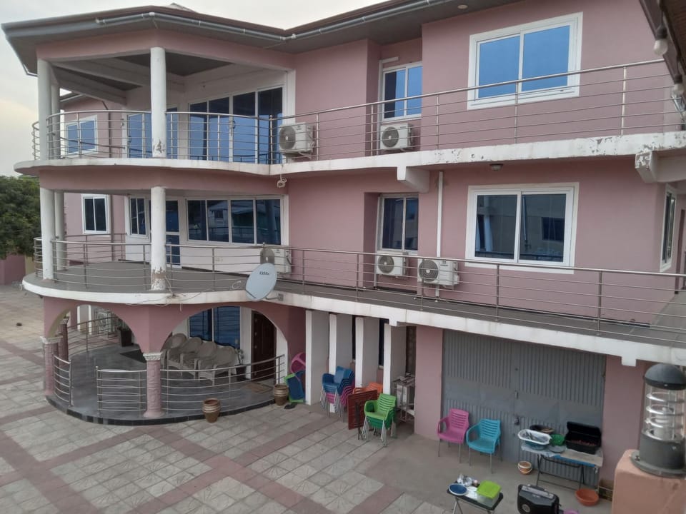 Captivating 1-Bed Lodge in Accra House in Greater Accra Region, Ghana